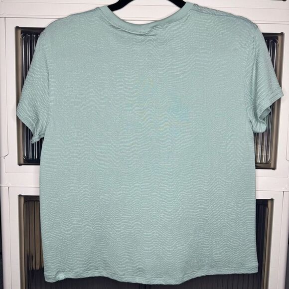 Lululemon Train to Be Seamless Short Sleeve T-Shirt Ripple Wave Silver Blue / De - Picture 3 of 5